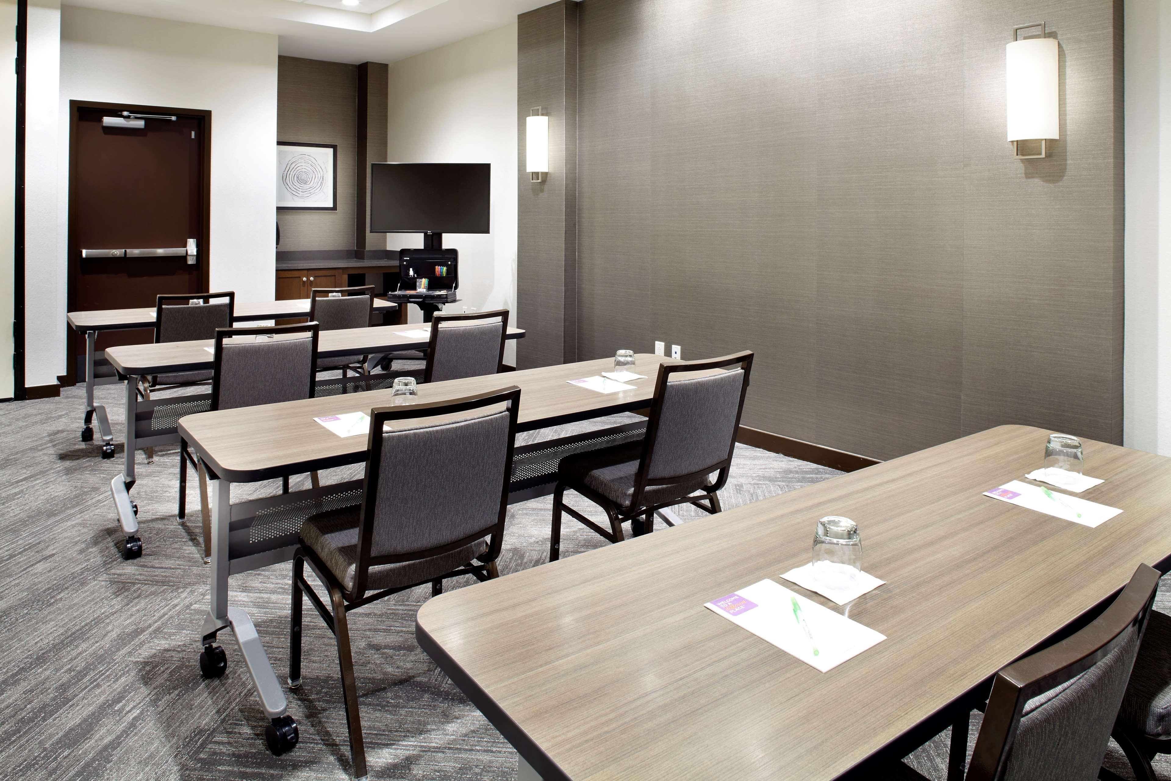 Hyatt Place Cleveland/Lyndhurst/Legacy Village Extérieur photo