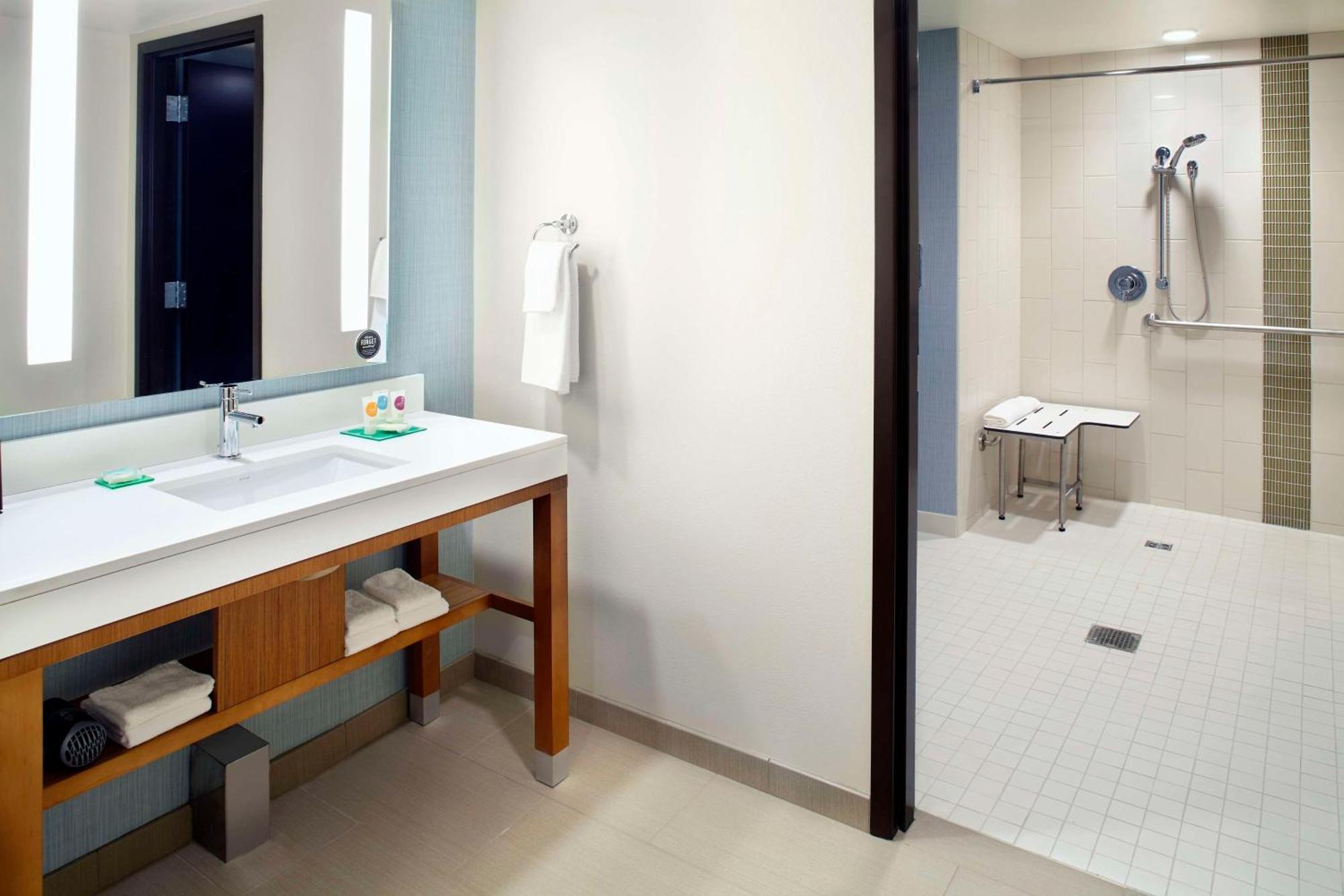 Hyatt Place Cleveland/Lyndhurst/Legacy Village Extérieur photo